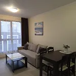 Marina Park Oliwia Апартамент *